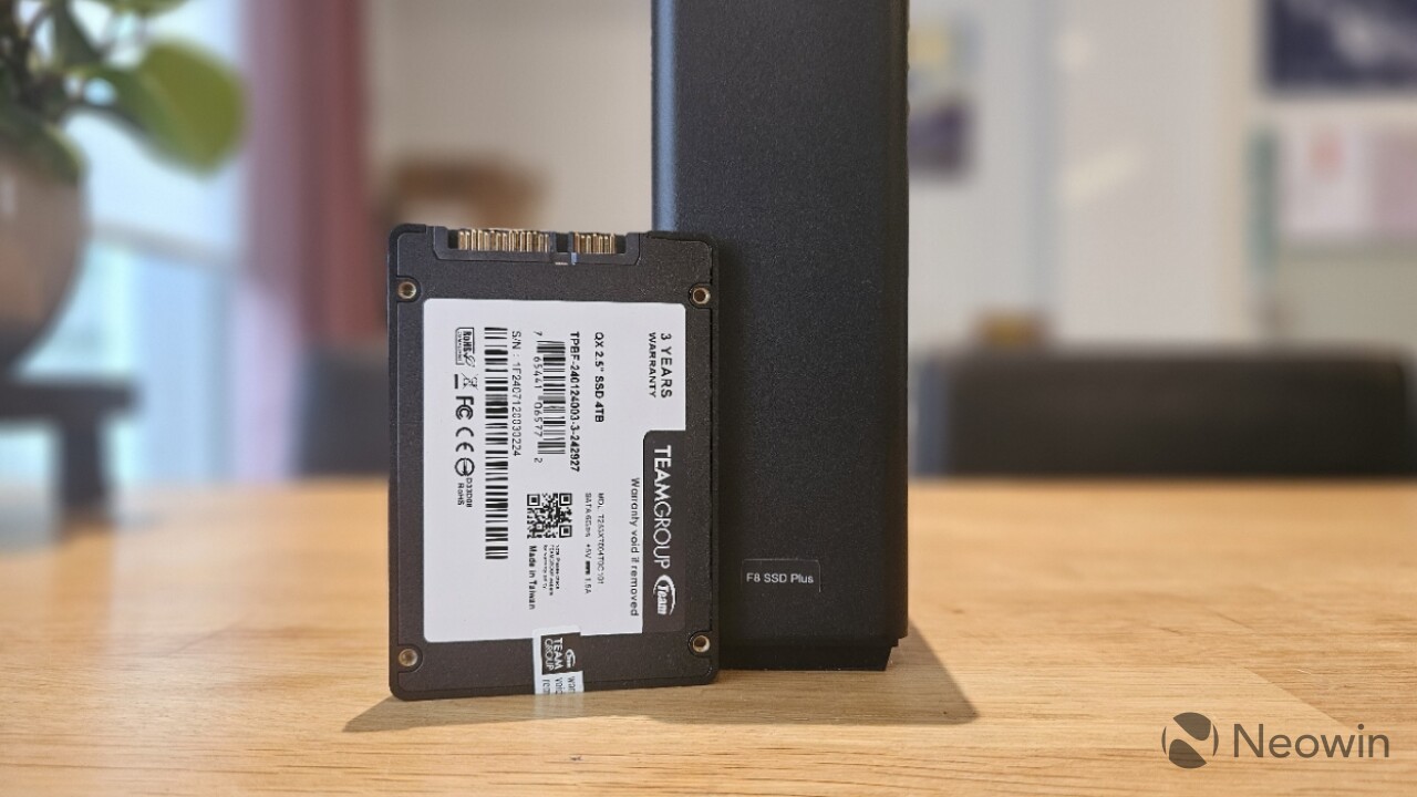 terramaster f8 ssd plus