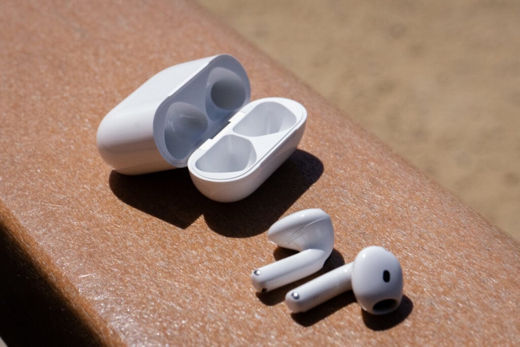 Airpods 4 με Anc 6