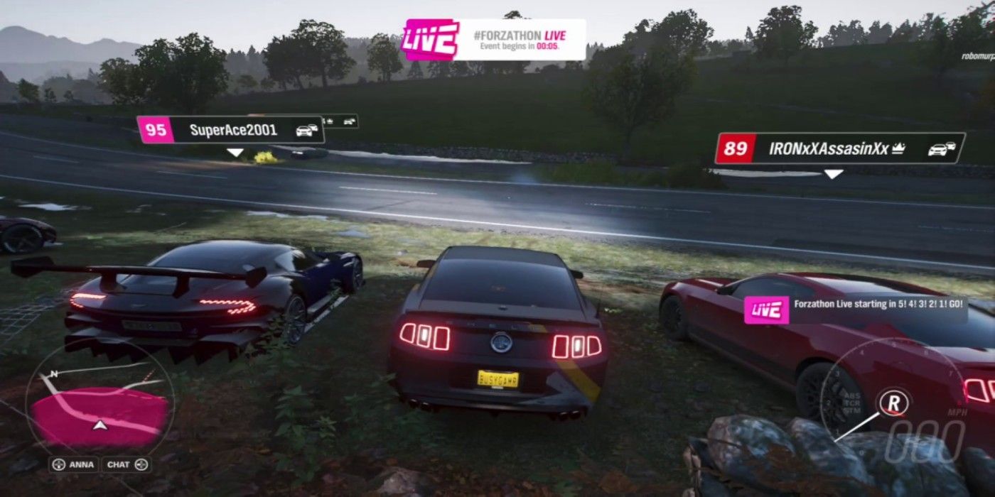 Forza Horizon 4 Forzathon Live car lineup in dark near road