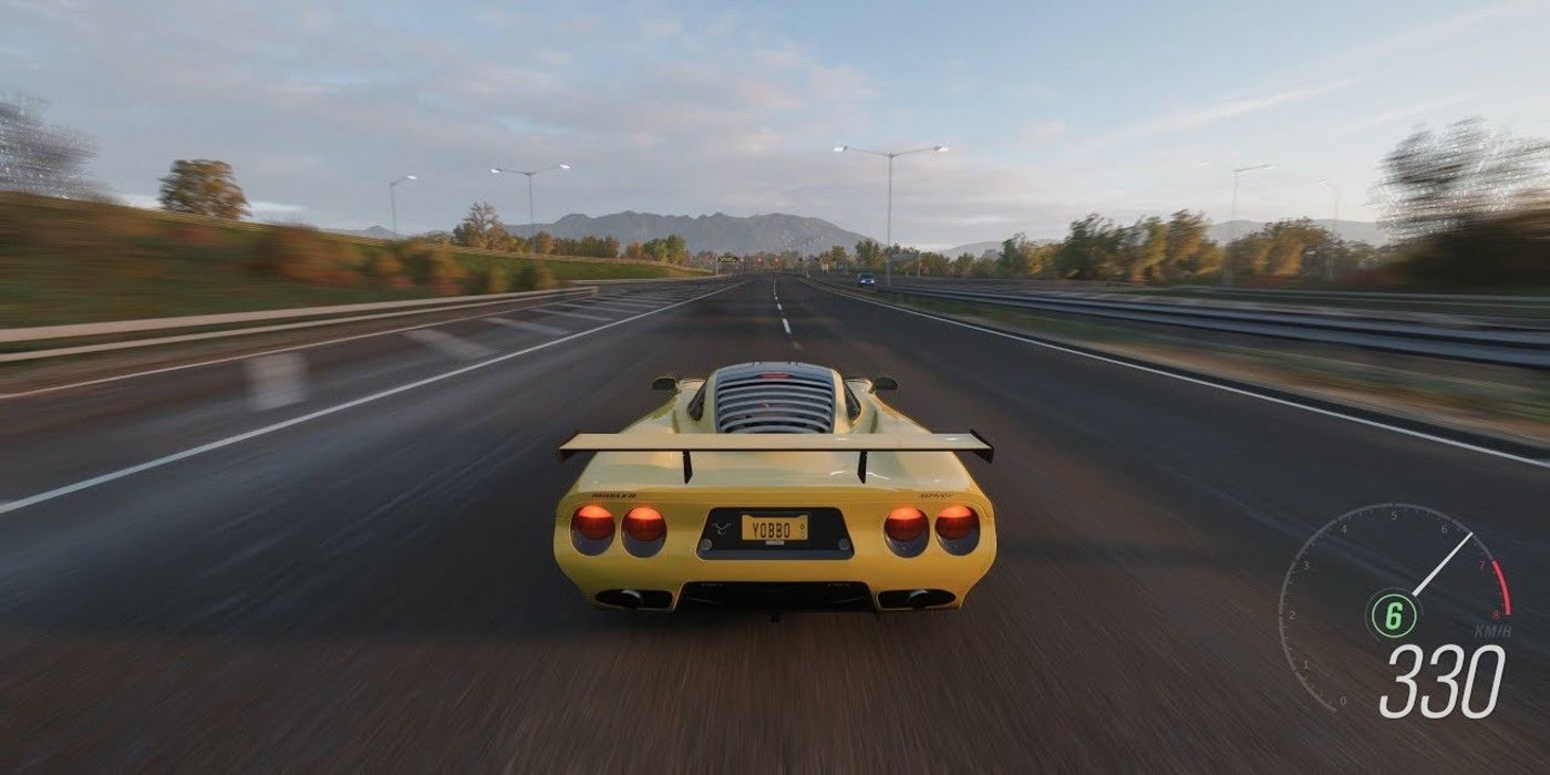 Το Forza Horizon 4 Mosler mt900s διασχίζει αμέσως