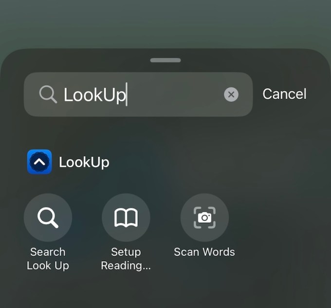 Γραφικό στοιχείο ελέγχου LookUp iOS 18