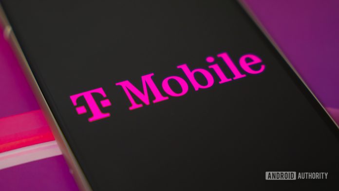 T Mobile logo on smartphone (2)