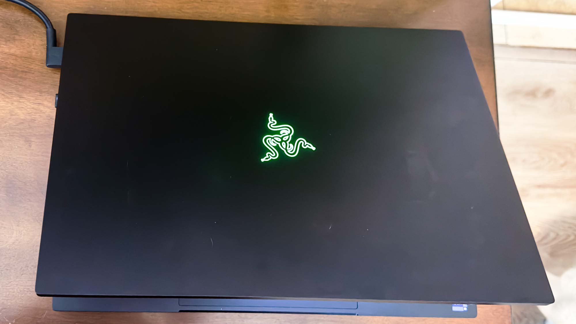 Το Razer Blade 18 (2024) από την κορυφή