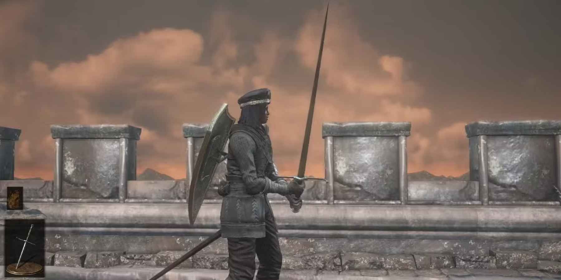 Ashen One holding the Estoc (1)