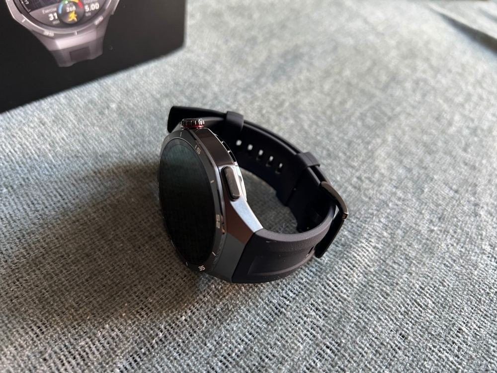 huawei-watch-gt-5-pro-techgear-review-5.jpg