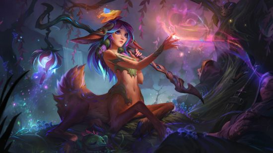 Λίστα επιπέδου League of Legends: μισό ελάφι-μισή γυναίκα περπατά γύρω από ένα δάσος.