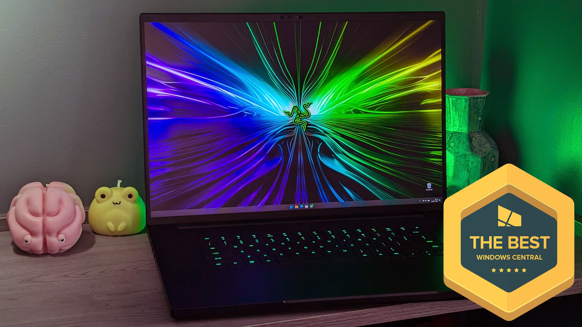 Το Razer Blade 18 (2024) βαθμολογήθηκε ως το καλύτερο στο Windows Central