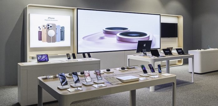 Νέο Apple Shop στο Σύνταγμα: Τα Public το γιόρτασαν με το μεγαλύτερο street party!