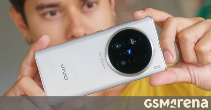 Το vivo πειράζει το νέο τηλεφακό του X200 με zoom 10x
