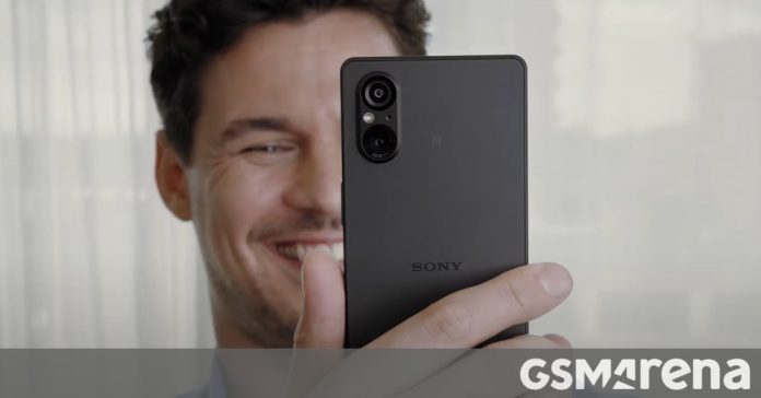 Η Sony ενδέχεται να μην λανσάρει νέο μοντέλο Xperia 5 φέτος, σύμφωνα με ιαπωνικά μέσα ενημέρωσης
