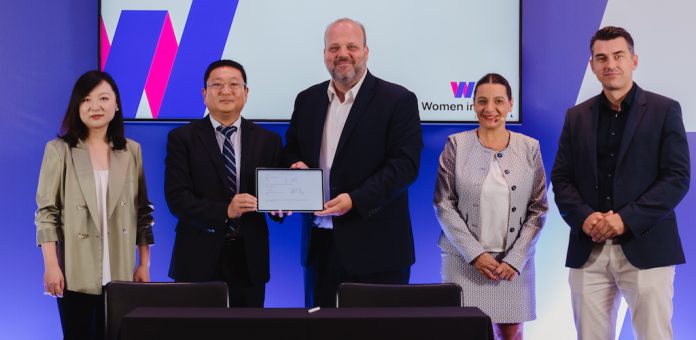 Women in Tech - ΔΥΠΑ και HUAWEI διευρύνουν τη συνεργασία τους για την απασχόληση των γυναικών και τη μείωση του ψηφιακού χάσματος