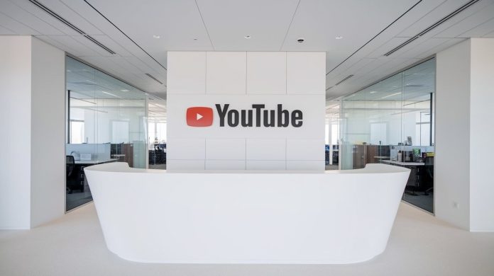 YouTube: Σε ευρεία διάθεση η εμφάνιση διαφημίσεων κατά την παύση των βίντεο