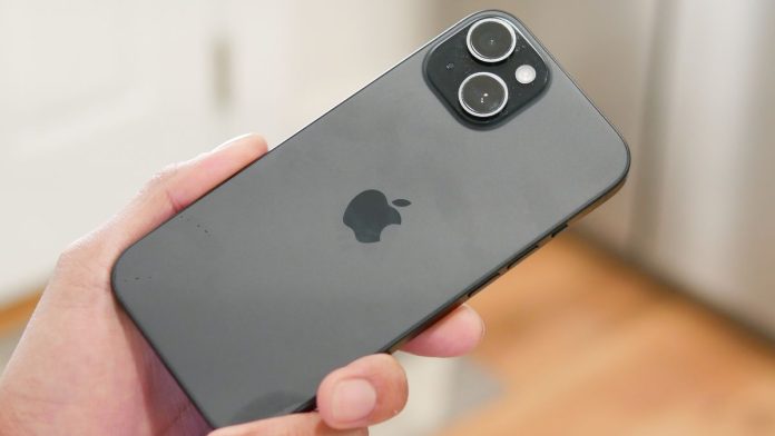 Apple iPhone 15 review.