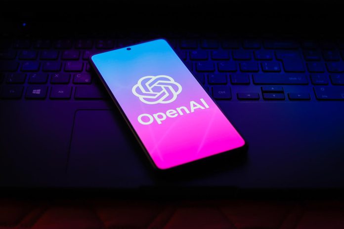 Το OpenAI έκανε το τελευταίο του μοντέλο πιο αργό, επίτηδες
