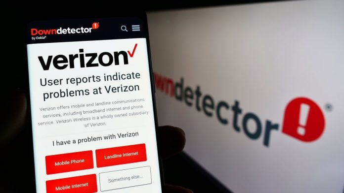 Τεράστια διακοπή λειτουργίας της Verizon: Πελάτες σε εθνικό επίπεδο χωρίς υπηρεσία, τηλέφωνα σε «λειτουργία SOS»
