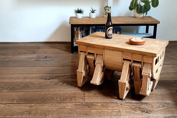 Video game programmer and maker Giliam de Carpentier created the mobile end table that seems like the perfect bot to bring you drinks.