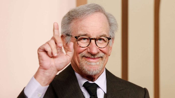 Ο παίκτης PC Steven Spielberg δεν του αρέσει να χρησιμοποιεί χειριστήριο
