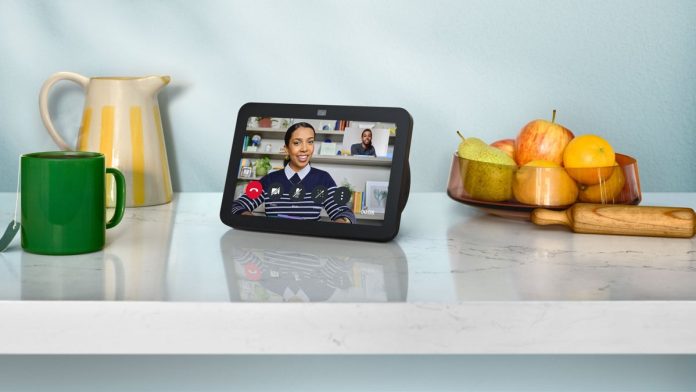 Η πιο πρόσφατη έξυπνη οθόνη Echo Show 8 της Amazon πέφτει σε ακαταμάχητη τιμή πριν από την Prime Day
