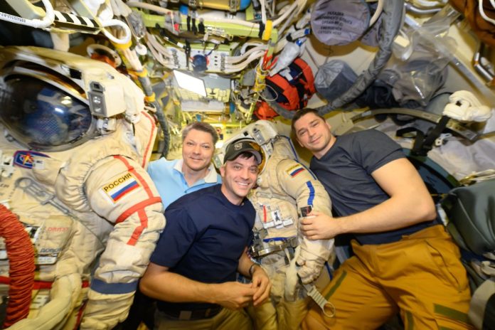 NASA astronaut Matthew Dominick with Oleg and Nokolai on the ISS.