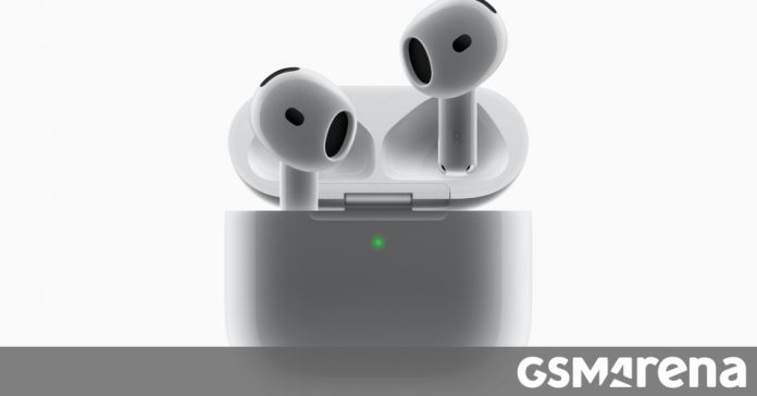 Τα AirPods 4 της Apple δεν διατίθενται καν με καλώδιο φόρτισης USB-C
